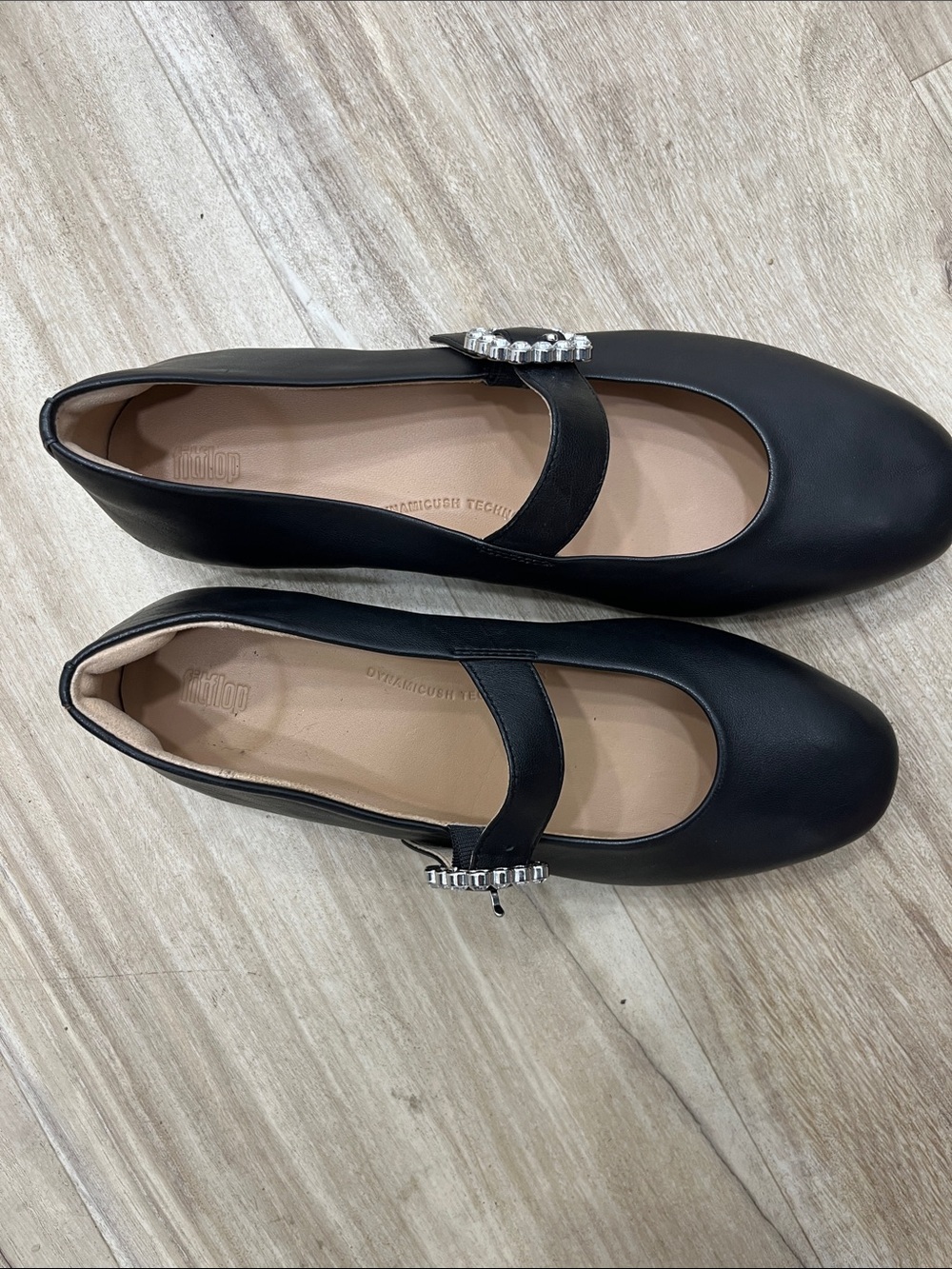 FitFlop Delicato Crystal-Buckle Leather Mary Janes - Picture 4 of 4